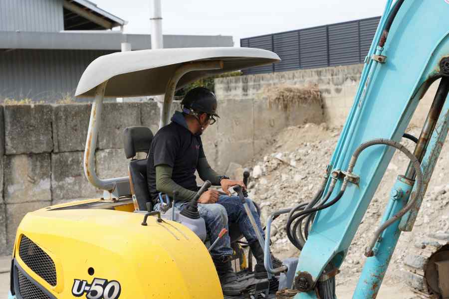 有限会社丸岡興業